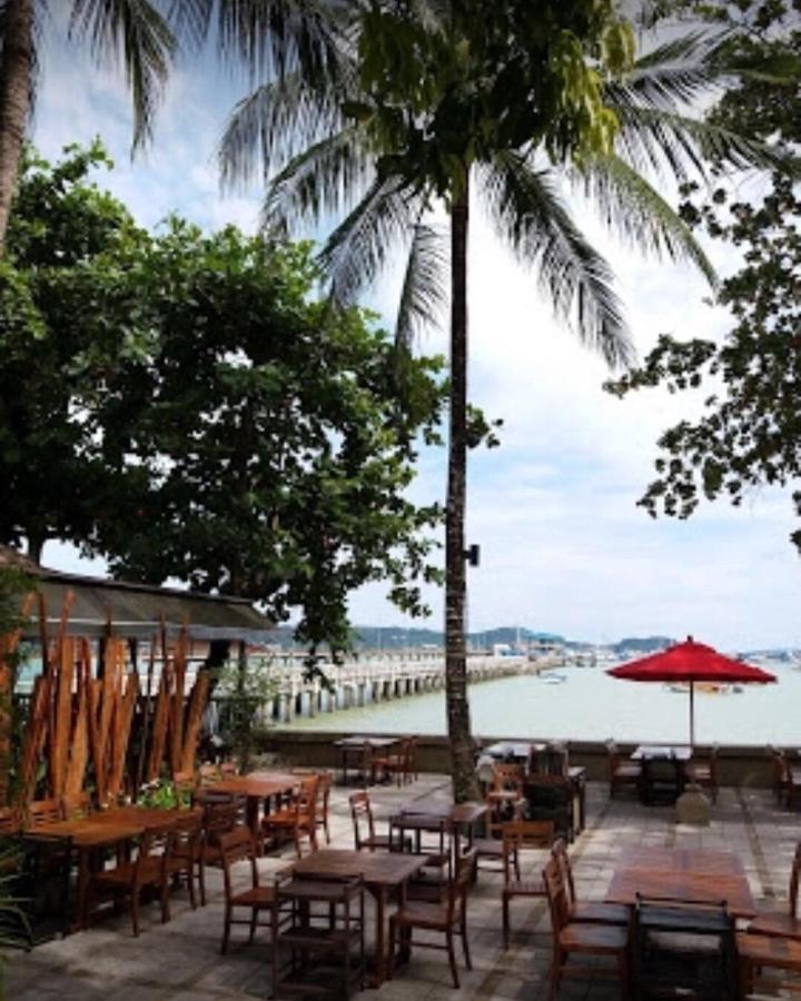 Luna Guesthouse And Travel Rawai Exterior photo